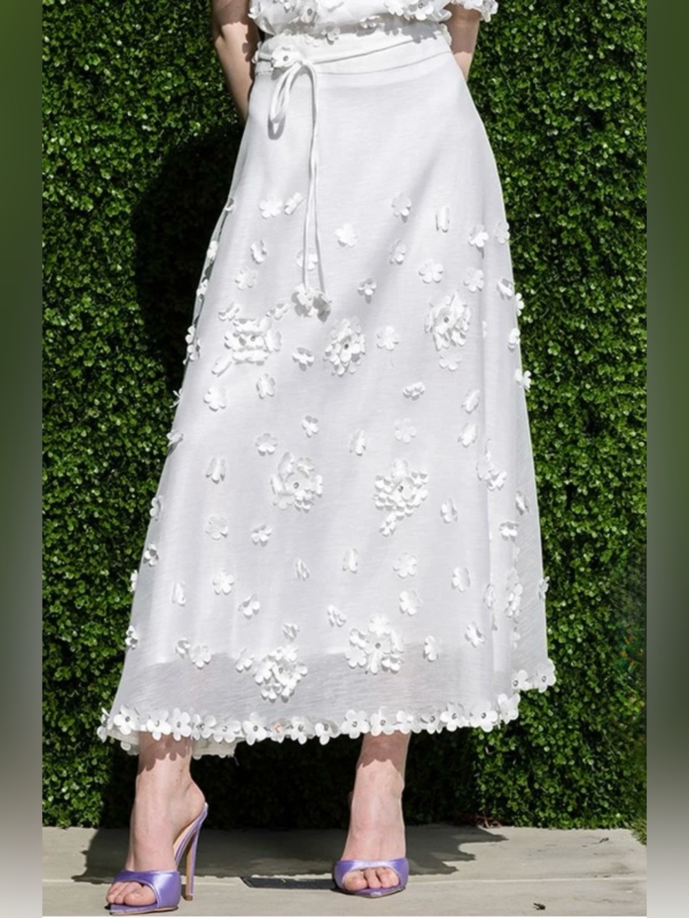 White Floral Appliqué Skirt Set with Tie Waist size L - Picture 4 of 16